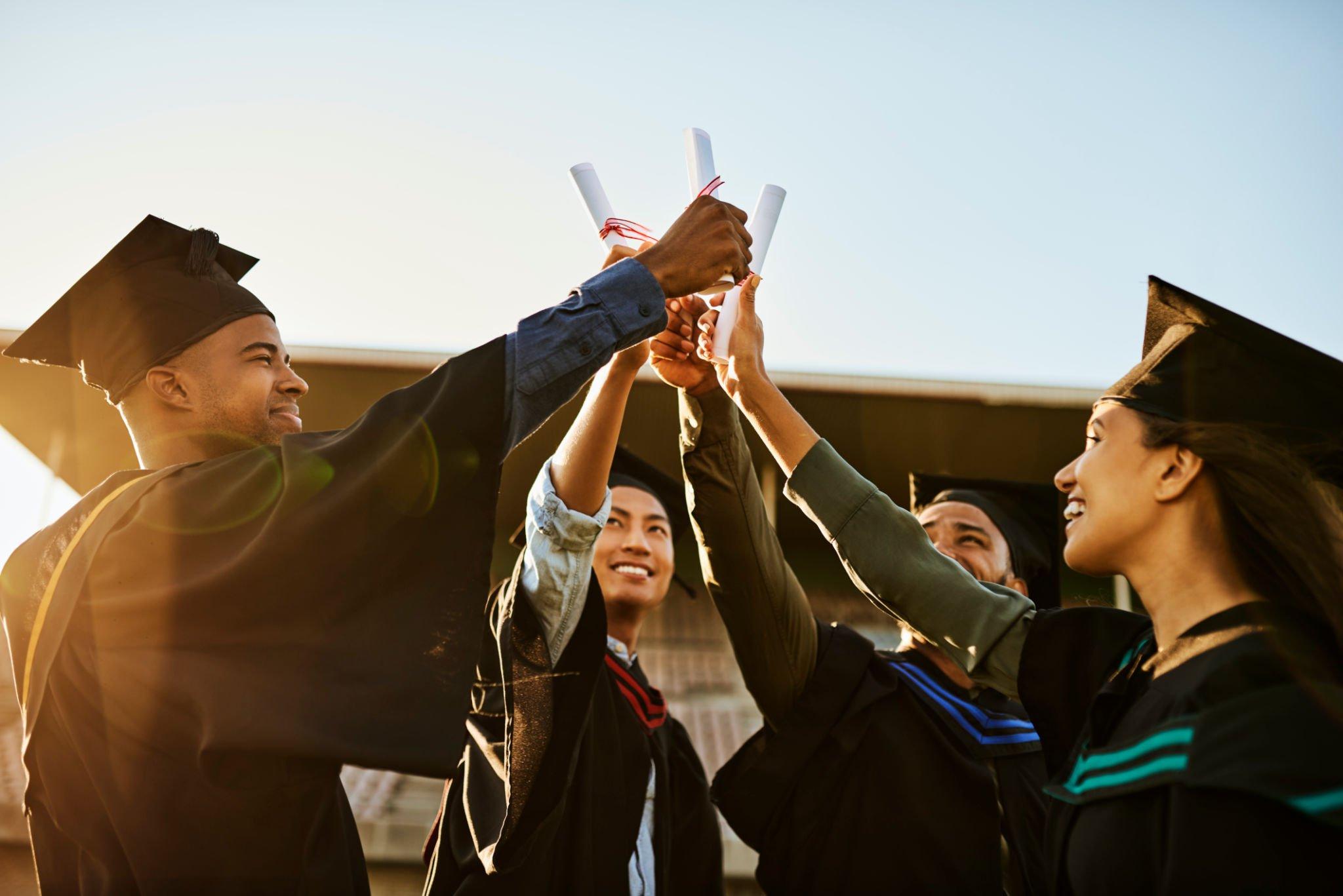 Scholarship Spotlight: The Best for Graduate Students